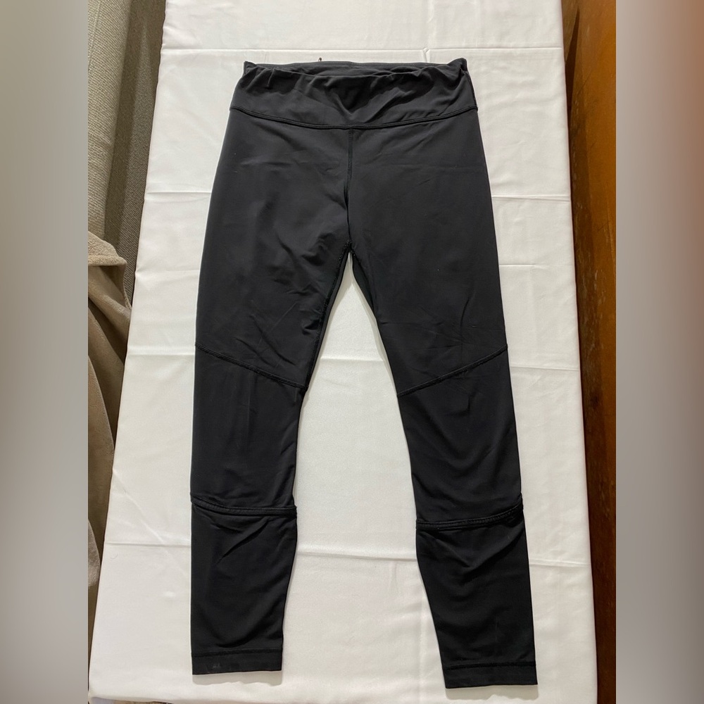 Lululemon zip back pocket leggings